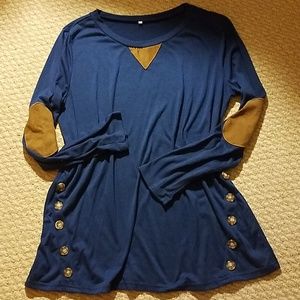 Last reduction! Teal top button deco